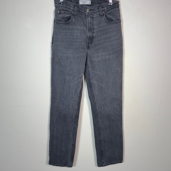 Abercrombie & Fitch Size 26 The 90s Straight Ultra High Rise Gray Wash Jeans - Picture 1 of 8